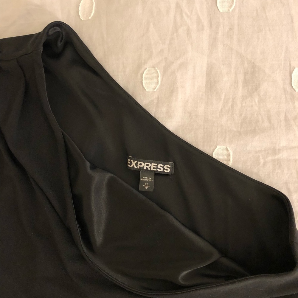 Express Dress - Picture 2 of 4